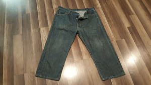 Levis 501 men SZ 38X32 (actual SZ 35X22) blue color cut down jeans. 海外 即決