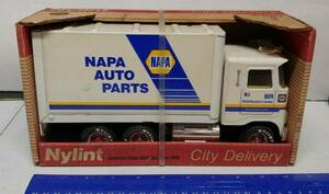 Vtg Nylint Napa City Delivery Truck 10" Long in Original Box. No. 9140-Z (302) 海外 即決