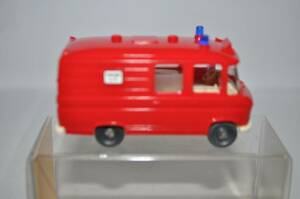 Wiking 608/6 MB 406 RTW Fire Van - Red - ("112") for Marklin- NEW w/BOX 海外 即決