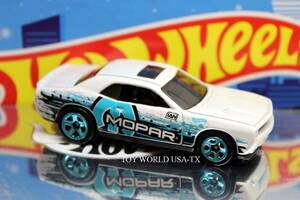 2024 Hot Wheels Mopar 2008 Dodge Challenger SRT8 海外 即決