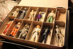 star wars The Empire Strikes Back Vinyl Case & Star wars figures from 1977-1985 海外 即決