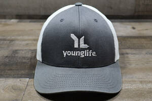 Young Life Flexfit 110 Snap Back Trucker Hat Cap Men Gray White Embroidered 海外 即決