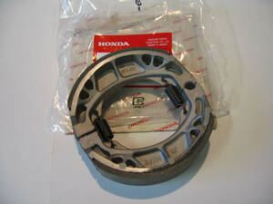 HONDA Z50 Z50R CT70 CT90 CT110 EZ90 CUB BRAKE SHOES 06450-178-932 OEM NEW 178 海外 即決