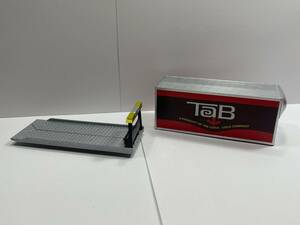 M2 Machines 1/64 Scale - Lot of 2 Truck Beds (TAB Soda Box Truck / Flatbed) 海外 即決