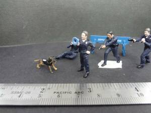 1:64 Scale figure set Police Active Crime scene 1:64 loose 海外 即決