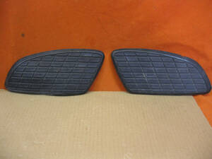 Suzuki TC305 - Pair of Tank Knee Pads 海外 即決