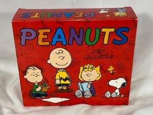 Peanuts Charlie Brown Snoopy Daily Desk Calender 2005 Day To Day 海外 即決