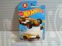 2020 HOT WHEELS 1