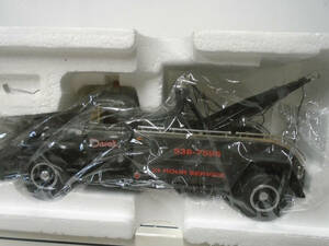 FIRST GEAR #18-1185 DAVE'S TOWING 1957 INTERNATIONAL R-200 TOW TRUCK NEW IN BOX 海外 即決