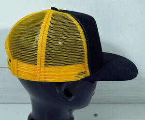 NEW - Medalla Premium Light Cap - Snap Back - Sharp Looking Cap 海外 即決