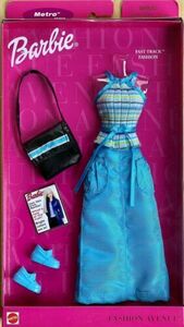 Barbie Fast Track long blue skirt & striped top Metro Fashion Avenue 2000 海外 即決