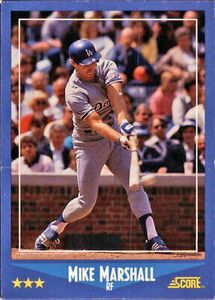 1988 Score #135 Mike Marshall [Base] Los Angeles Dodgers EX-MT 海外 即決