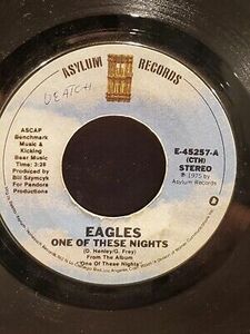 EAGLES 7" 45 RPM "One of These Nights" & "Visions" G+ conditions 海外 即決