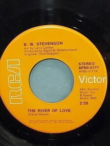 R.W. STEVENSON 7" 45 RPM - "The River of Love /" & "Lucky Touch" VG+ condition 海外 即決