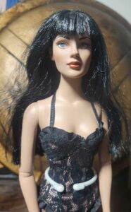 2003 Robert Tonner Doll Suzette Dubois Raven 16" 海外 即決