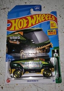 Hot Wheels Baja Bison T5 Green HW Green Speed 2023 M Case 海外 即決