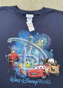 Vintage 00s Walt Disney World Cars Monsters Inc Incredibles Movie Promo T-Shirt 海外 即決