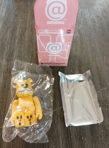 Bearbrick 100% Series 45 | Animal | ‘Baby Puss’ The Flintstones With Card RARE 海外 即決