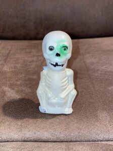 Vintage Skeleton Skull Halloween Plastic Candy Container Seasonal Decorative 海外 即決