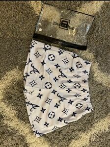 Bravest Studios Shorts ATL Braves Size Large w/ receipt 海外 即決