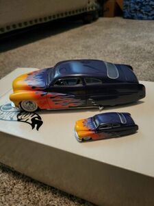 Hot Wheels Legendary '49 MERC 2 Car Set 1/24th & 1/64th (purple) 海外 即決