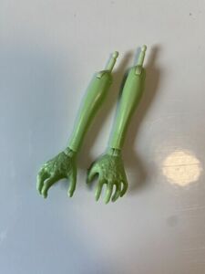 Monster High Doll Venus McFlytrap Zombie Shake Forearms/ Hands Replacement 海外 即決