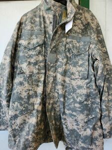 US Army ACU M-65 Field Jacket MEDIUM LONG with hood. NWT 海外 即決