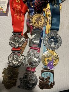 Run Disney 5K 5k Medals Lot Of 10 海外 即決