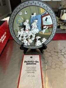 Disney 101 Dalmatians Enesco Watch Out Thunder 3D Plate Retired COA Box Rare 海外 即決