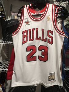 Chicago Bulls Michael Jordan Mitchell & Ness White 1997 NBA All Star Game Jersey 海外 即決