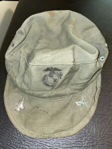 UNITED STATES MARINE CORPS Green UTILITY CAP HAT, SMALL Plus Pins (stained) 海外 即決