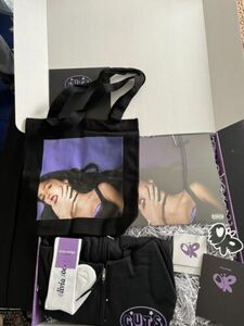 Olivia Rodrigo GUTS PROMO BOX バイナル + Candle + Hoodie + Socks + More!! RARE 海外 即決