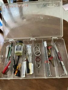 Lot of Fly Tying Tools Well Loved And Used Estate Find With Box 海外 即決