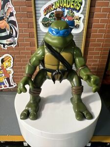 Teenage Mutant Ninja Turtles Ninja Action Back Flip Leonardo Action Figure 2004 海外 即決