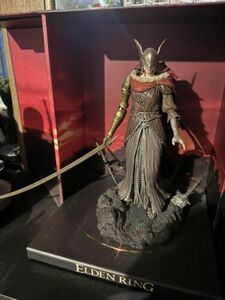 Elden Ring Collector's Premium Edition PS4 PS5 XBOX MALENIA STATUE Figure + BOX 海外 即決