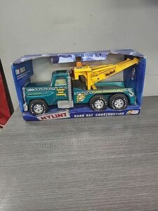 Vintage NYLINT "Tough Man Towing Pressed Steel Wrecker toy Tow Truck 1999 nrfb 海外 即決
