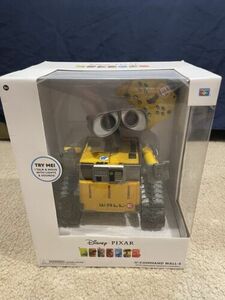 Disney Pixar U-Command Wall-E Remote Control Robot, BRAND NEW SEALED!!! 海外 即決