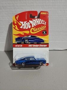 E1 Hot Wheels Classics 1967 Dodge Charger Series 1 #5 Of 25 Blue T8 海外 即決