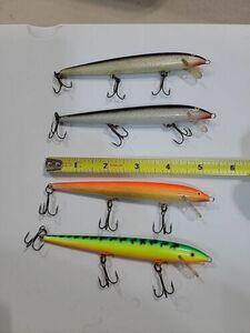 Rapala Original Floating Minnow Fishing Lures Lot of 4 Vintage Crankbait Ireland 海外 即決