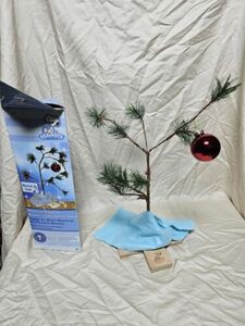 PEANUTS MUSICAL CHARLIE BROWN CHRISTMAS TREE SNOOPY 24” Tall 海外 即決