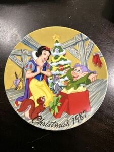 DISNEY Christmas Plate 1987 SNOW WHITE'S Surprise Limited Edition 3124/25000 海外 即決