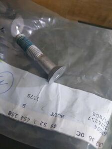 NOS OEM BMW 84-09 K1/100/1100/1200 COUNTERSUNK HEAD SCREW M10X50-8.8 46521454158 海外 即決