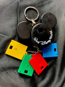 Vintage Walt Disney World Mickey Mouse mini "View Master" keychain with 4 slides 海外 即決