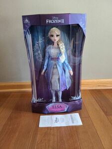 Disney Elsa - Frozen 2 17'' Doll - Limited Edition 海外 即決