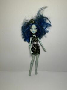 Monster High Doll Freaky Fusion Recharge Chamber Frankie Stein 海外 即決