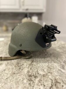 ACH Helmet XL w/ Norotos Dovetail NVG Mount 海外 即決