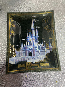 Disney * Walt Disney World ~ Smoke Glass Cinderella Castle Dish/Ashtray 海外 即決
