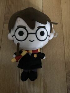 Warner Brother Wizarding World of Harry Potter 8” Plush Harry With Wand 海外 即決