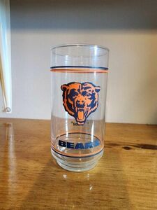 Vintage Chicago Bears NFL Mobil Drinking Glass Orange Bear Football 海外 即決