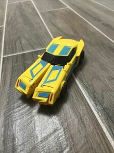 TRANSFORMERS ROBOTS IN DISGUISE Hyper Flip BUMBLEBEE, 3 Step Changer 2017 海外 即決